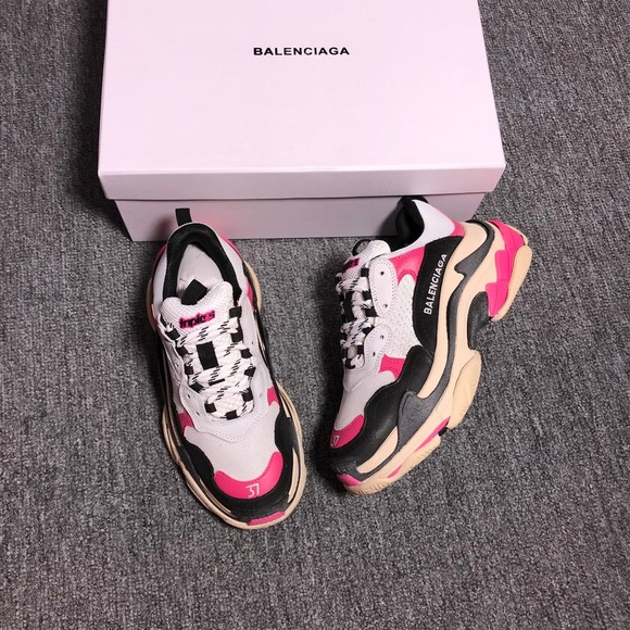 BALENCIAGA Triple S sneakers - Picture 3 of 7